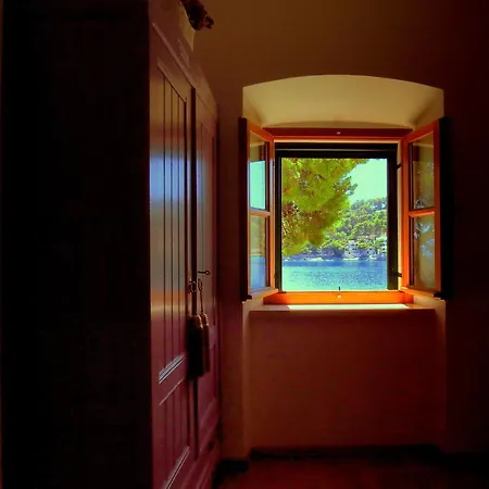 Villae Dalmaticae - Kastil